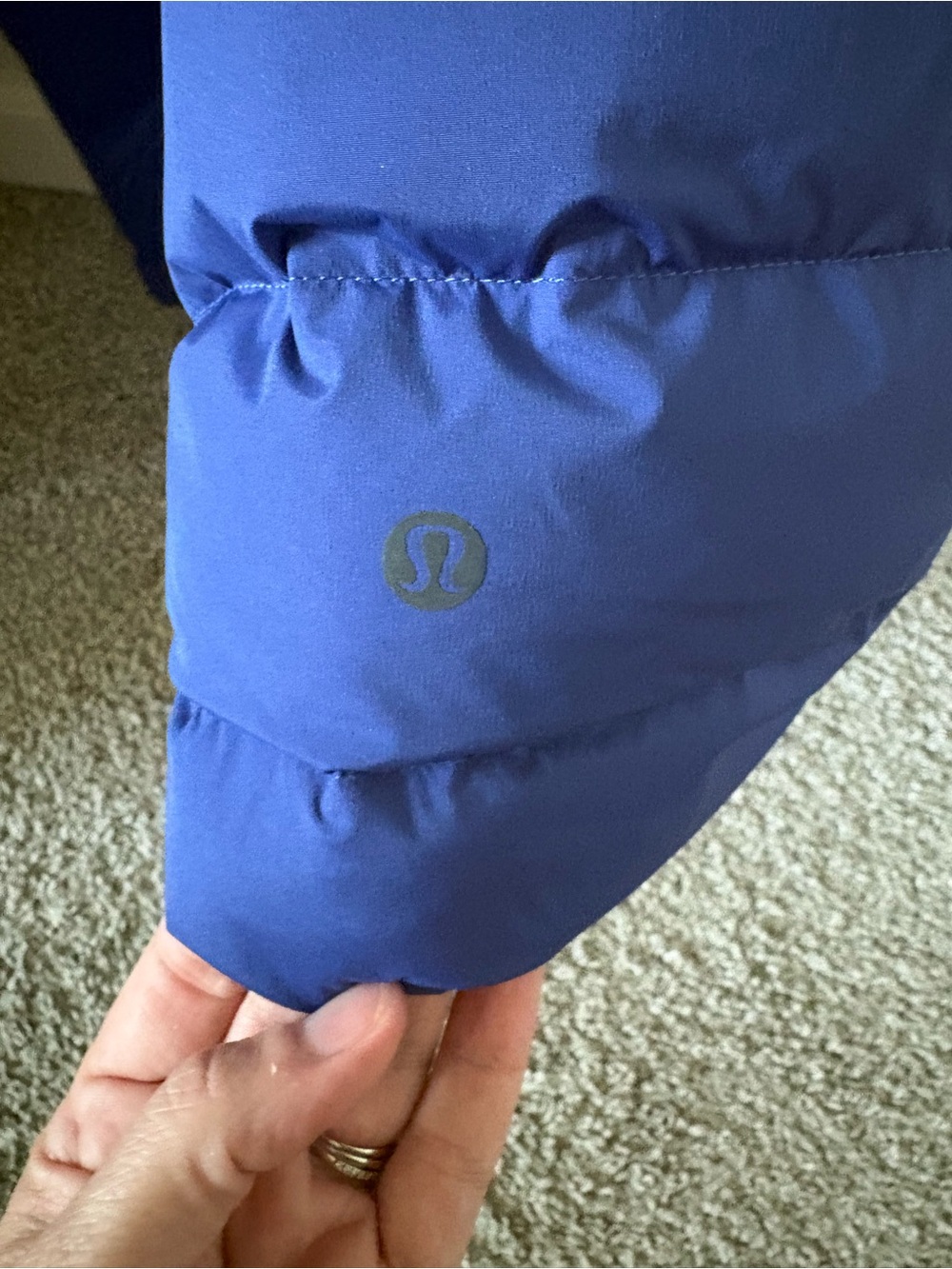 lululemon athletica insulated hooded puffer jacket - psychic blue 6 - Picture 14 of 15